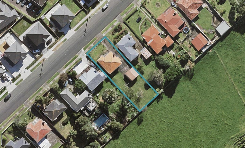 30 Pukaki Road, Mangere, Auckland - Carousel 1