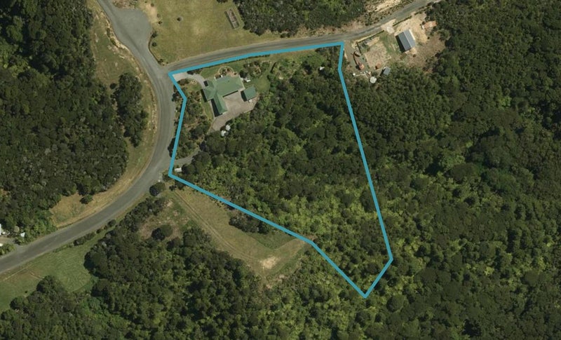 18 Aqua View Drive, Waipu, Waipu - Carousel 1