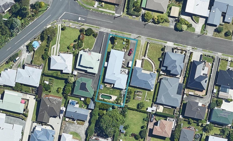 5 Rushton Avenue, Otumoetai, Tauranga - Carousel 1