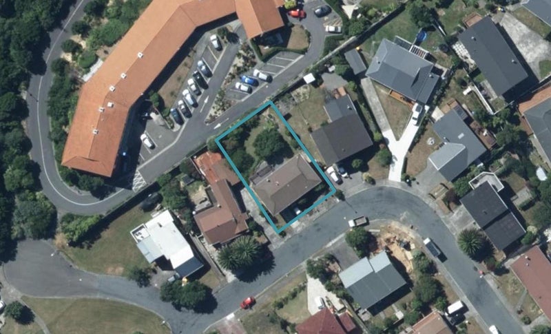 14 Langwell Place, Papakowhai, Porirua - Carousel 1