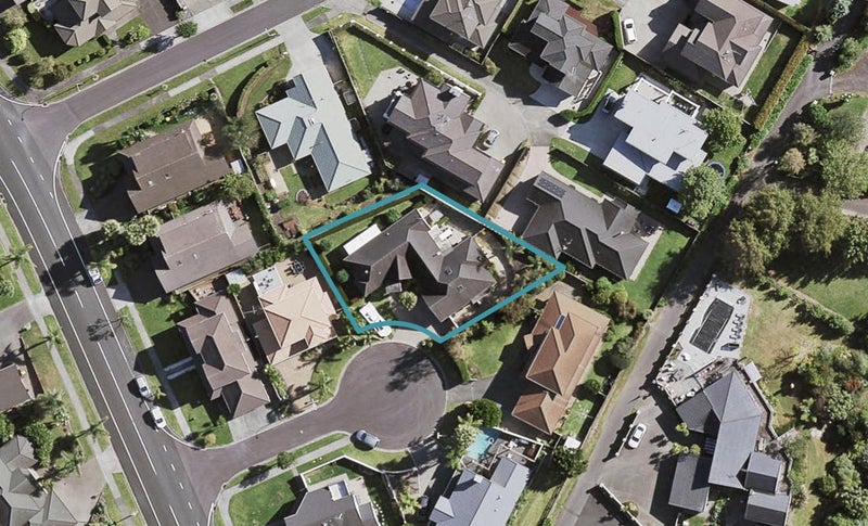 4 Idris Court, The Gardens, Auckland - Carousel 1