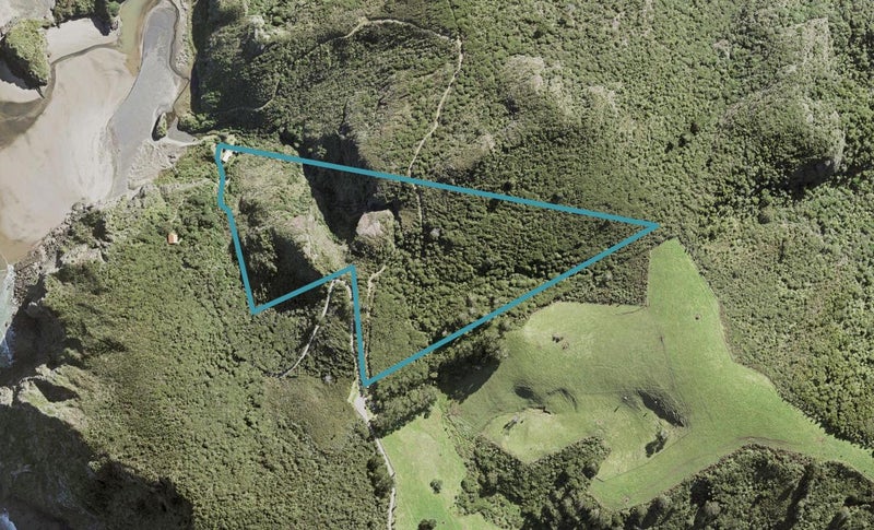 245 Anawhata Road, Anawhata, Auckland - Carousel 1