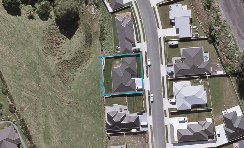 34 Cyrus Street, Whalers Gate, New Plymouth - Carousel 1