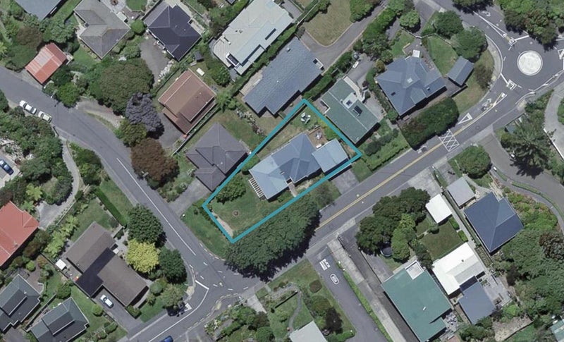 36 Bombay Street, Ngaio, Wellington - Carousel 1