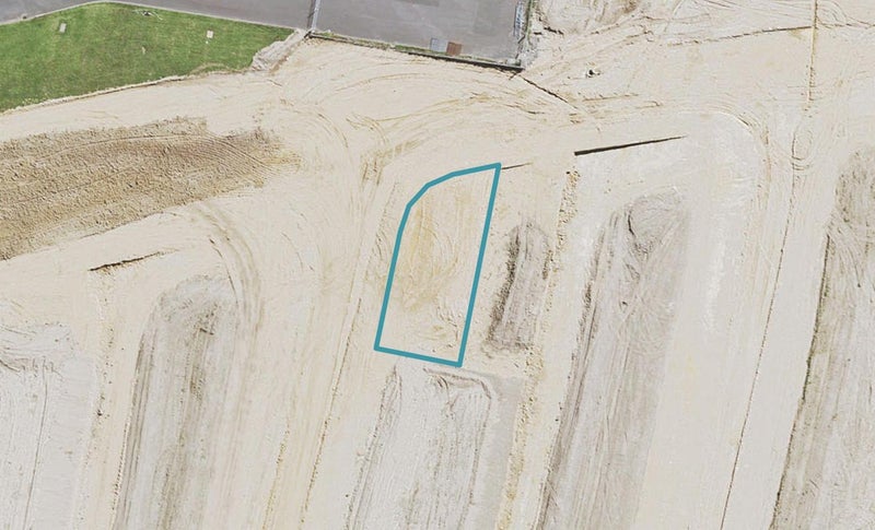 18 Vintry Drive, Huapai, Kumeu - Carousel 1