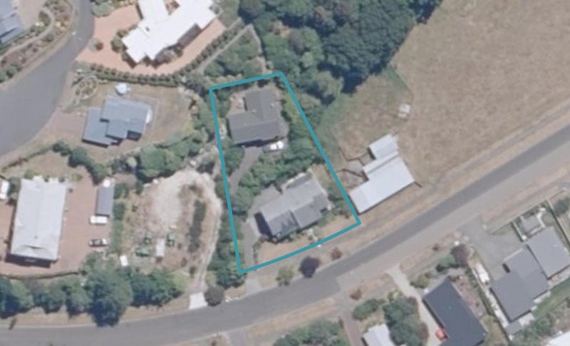2/21 Hindmarsh Drive, Rangatira Park, Taupō - Carousel 1