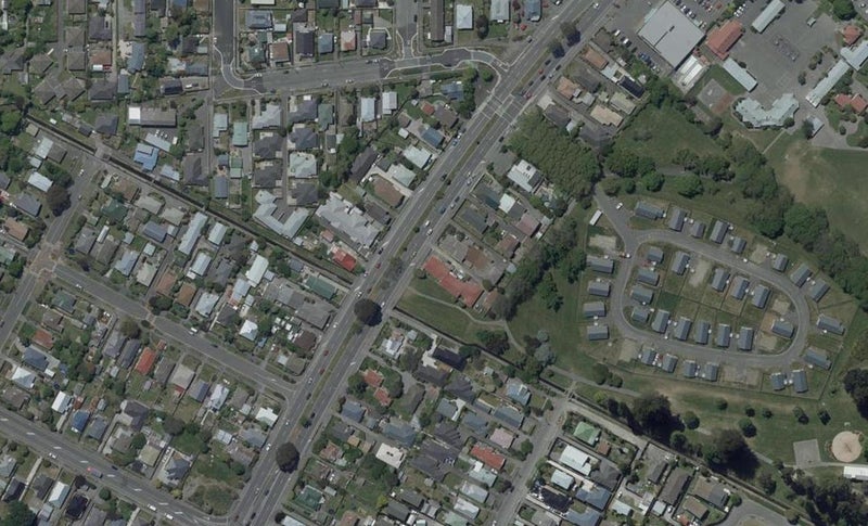 1/124 Aldwins Road, Phillipstown, Christchurch - Carousel 1