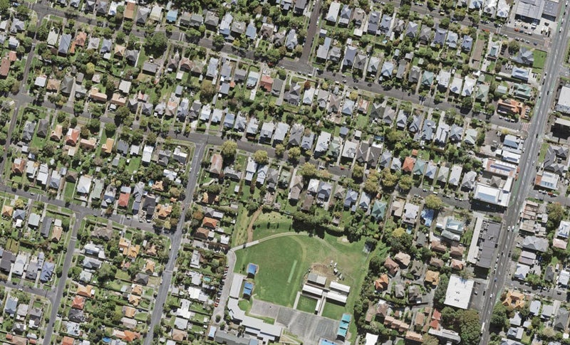 32 St Albans Avenue, Mount Eden, Auckland - Carousel 1