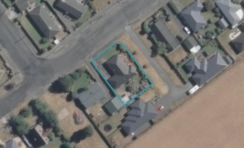 183 Grove Street, Tinwald, Ashburton - Carousel 1