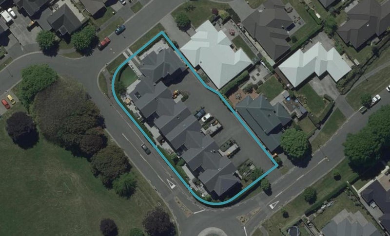 5 The Willows, Hillmorton, Christchurch - Carousel 1