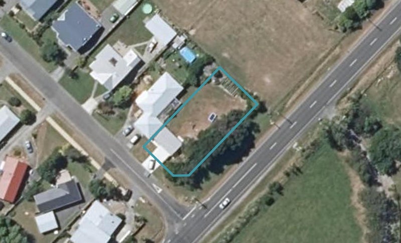 2 Tawa Street, Tokomaru, Palmerston North - Carousel 1