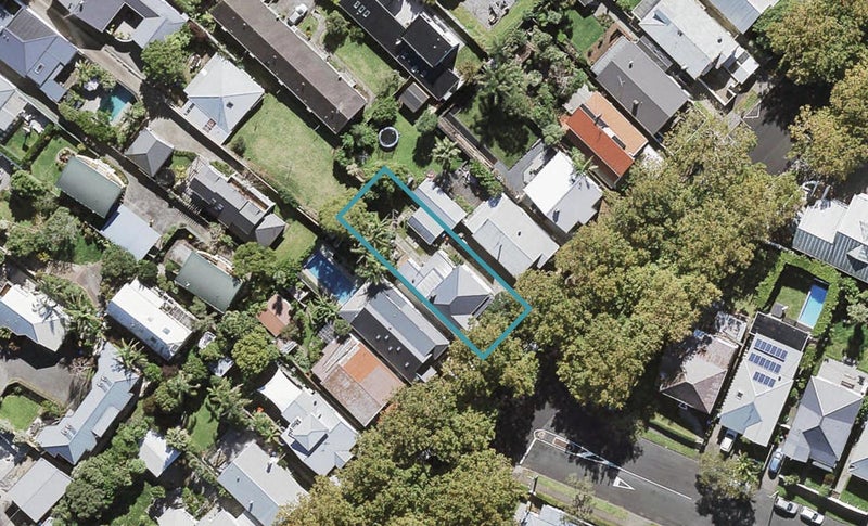 61 Francis Street, Grey Lynn, Auckland - Carousel 1