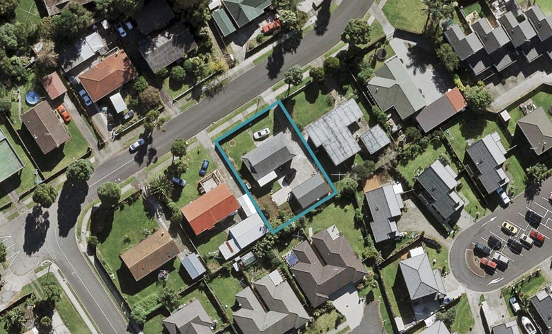 22 Dewhurst Place, Favona, Auckland - Carousel 1