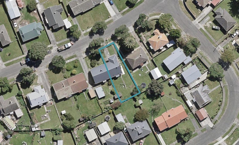 34 Hunter Street, Taita, Lower Hutt - Carousel 1