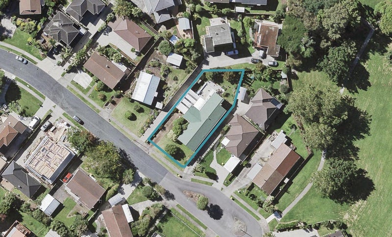 20 Cairngorm Place, Highland Park, Auckland - Carousel 1