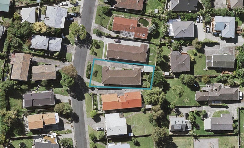 1/12 Keldale Place, Forrest Hill, Auckland - Carousel 1