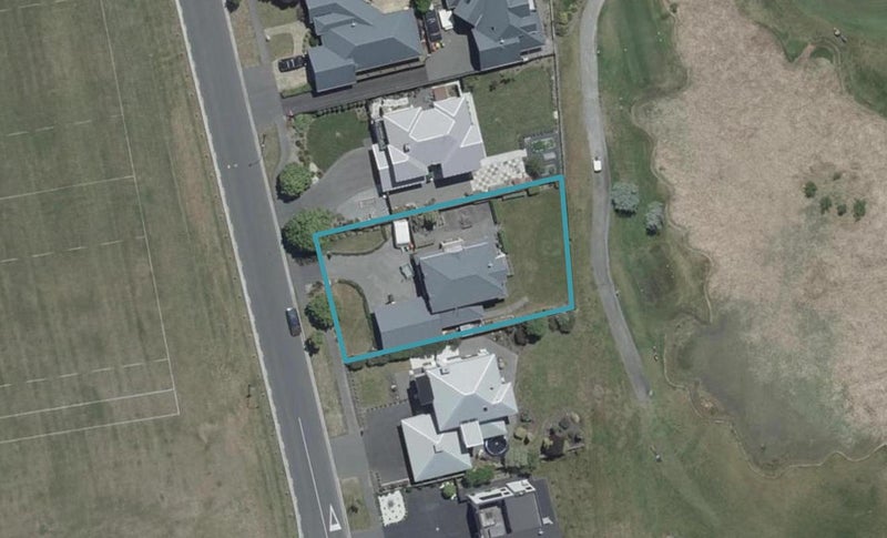 558 Bower Avenue, Parklands, Christchurch - Carousel 1