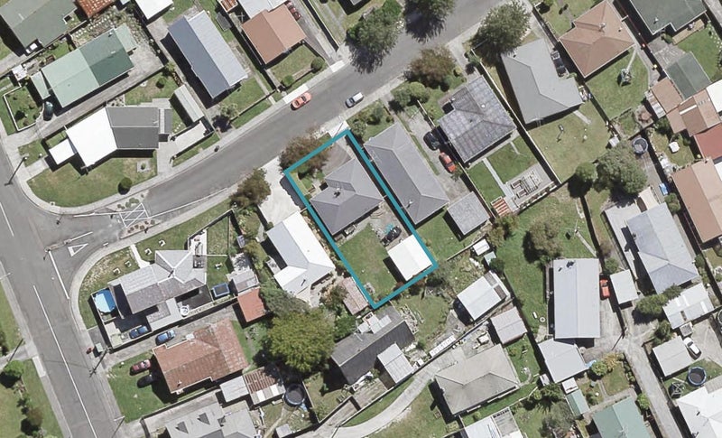6 Oregon Drive, Maoribank, Upper Hutt - Carousel 1