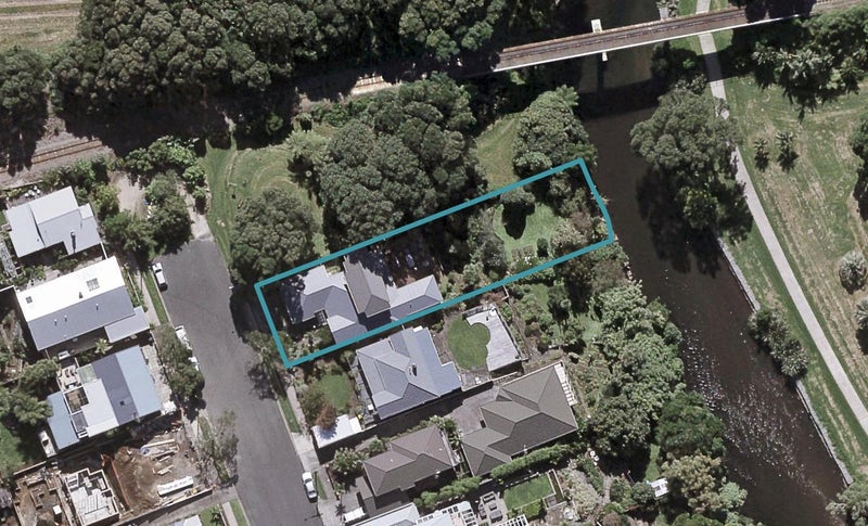 3 Autere Street, Strandon, New Plymouth - Carousel 1