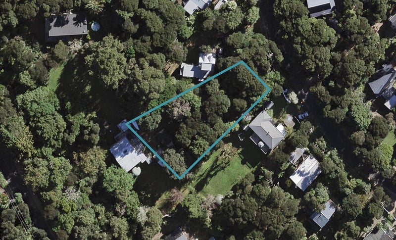 47 Bay Road, Ostend, Waiheke Island - Carousel 1