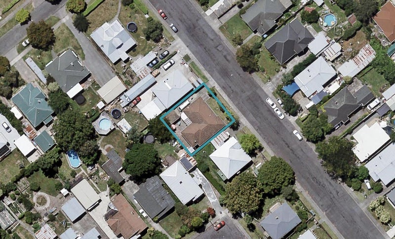 708 Rodney Street, Saint Leonards, Hastings - Carousel 1