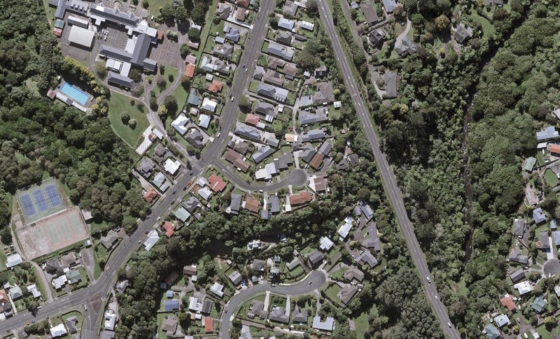 7 Evelyn Place, Welbourn, New Plymouth - Carousel 1