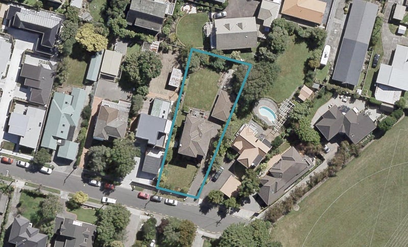 25 Marina Grove, Hutt Central, Lower Hutt - Carousel 1