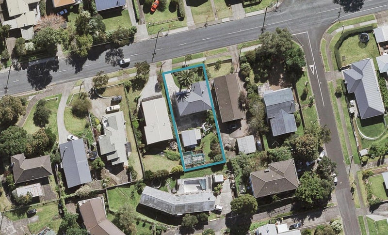 45 Taylor Road, Mangere Bridge, Auckland - Carousel 1