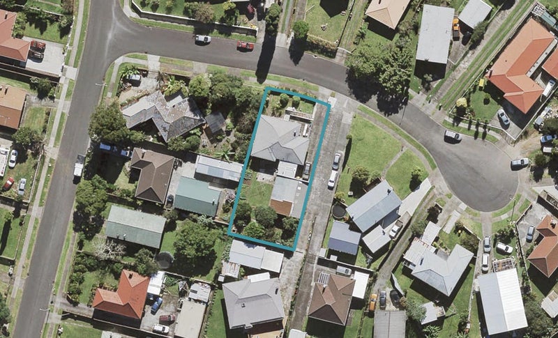 3 Humphreys Place, Mangere, Auckland - Carousel 1