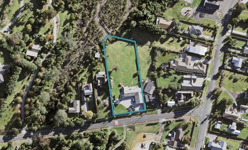 5 Totara Road, Whenuapai, Auckland - Carousel 1