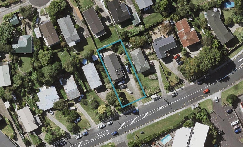 180 Sunnynook Road, Totara Vale, Auckland - Carousel 1