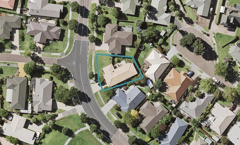 29 Huntington Drive, Huntington Park, Auckland - Carousel 1