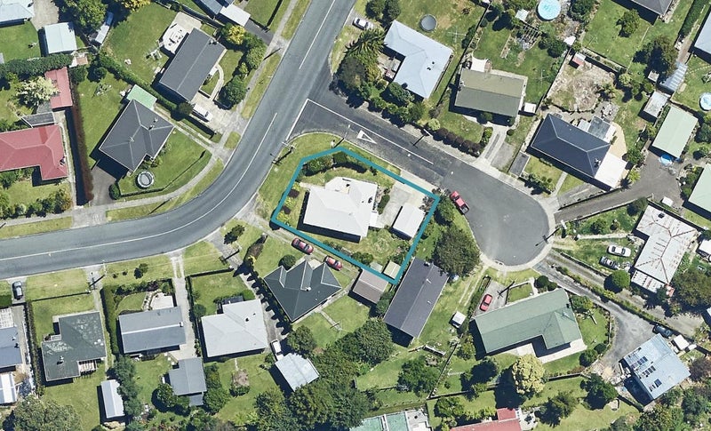 79 Kingswood Road, Brookfield, Tauranga - Carousel 1