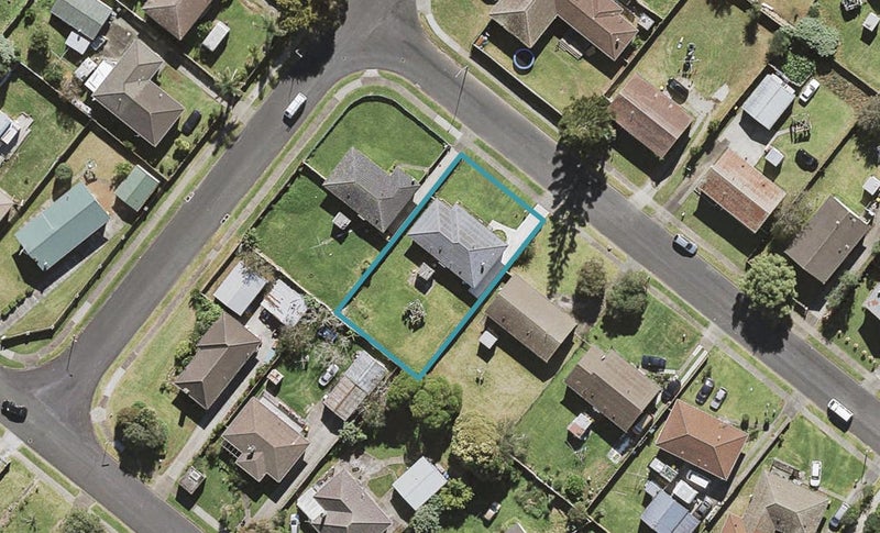 108 Chingford Close, Mangere, Auckland - Carousel 1