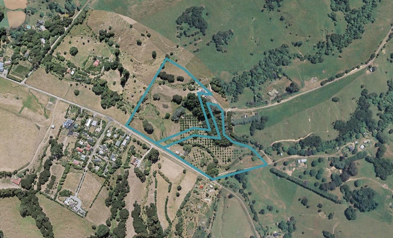 79 Takamatua Valley Road, Takamatua, Akaroa - Carousel 1