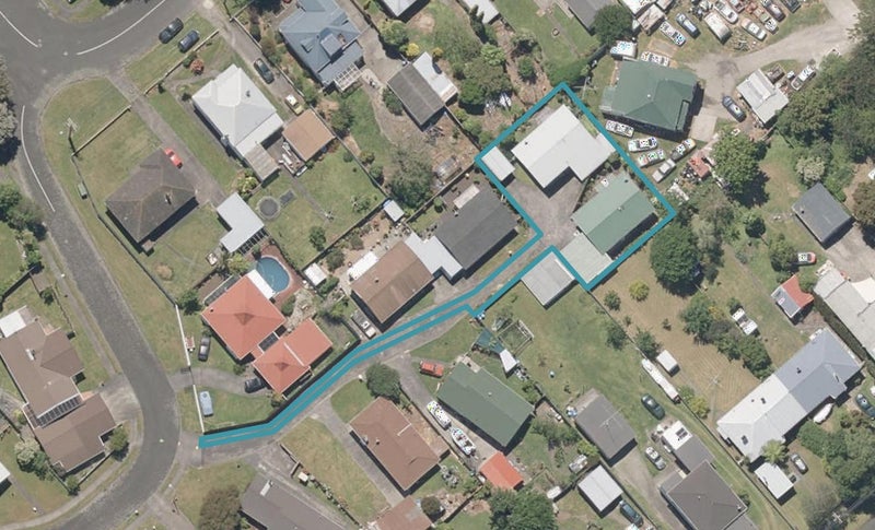 5 Nichol Place, Whanganui East, Whanganui - Carousel 1