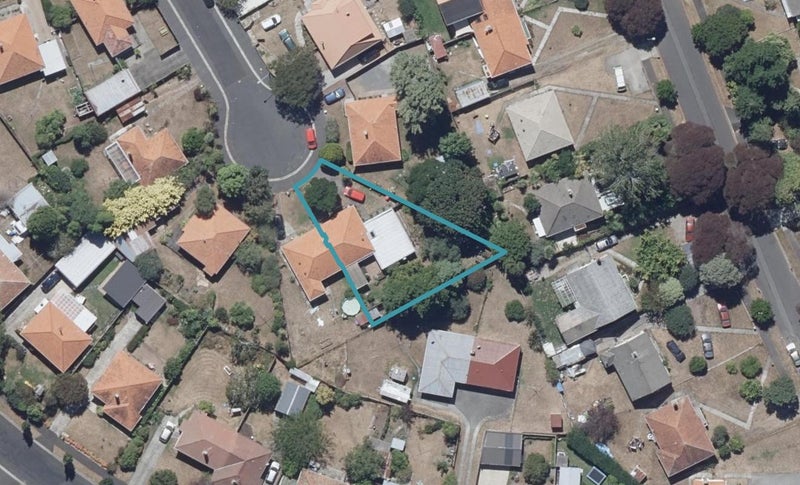 14 Fergusson Street, Hamilton East, Hamilton - Carousel 1