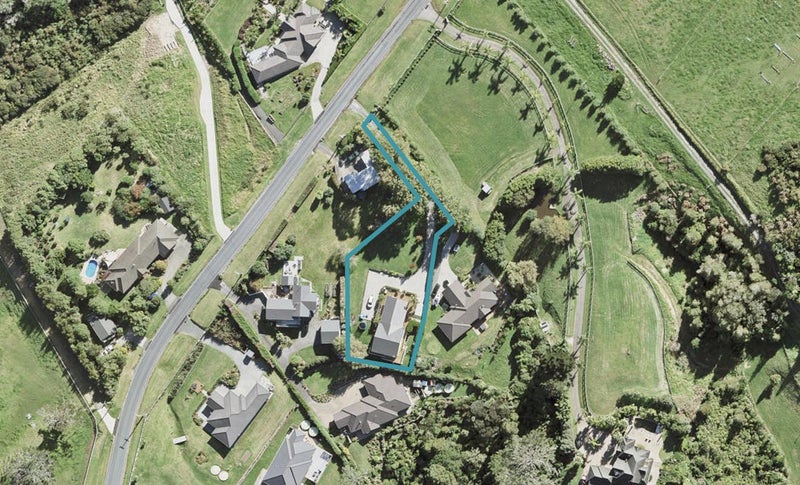 120 Vaughans Road, Albany - Carousel 1