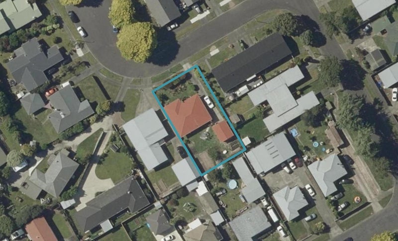 2 Tabak Crescent, Takaro, Palmerston North - Carousel 1
