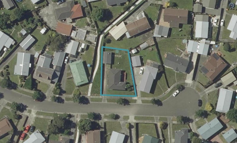 15 Cumberland Place, Kelvin Grove, Palmerston North - Carousel 1