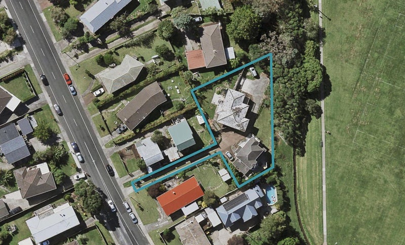 1/114 Sycamore Drive, Sunnynook, Auckland - Carousel 1