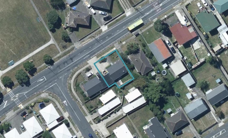 72A Warspite Avenue, Cannons Creek, Porirua - Carousel 1