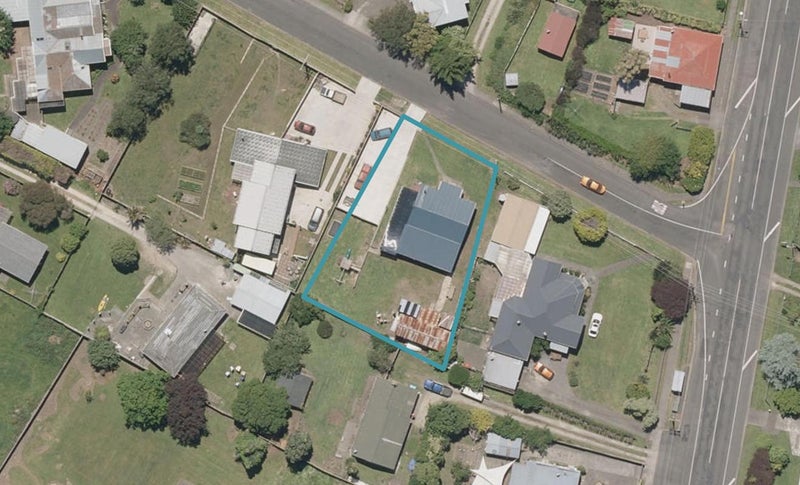 1 Kemp Street, Putiki, Whanganui - Carousel 1