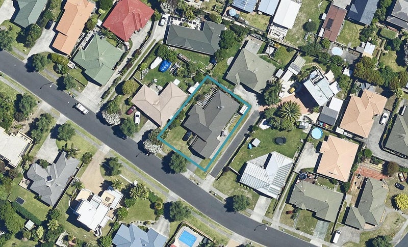22 Athena Grove, Papamoa Beach, Papamoa - Carousel 1