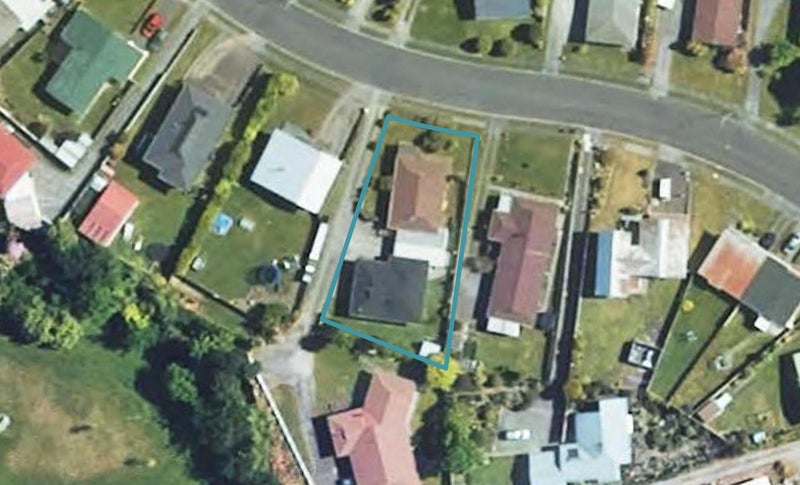 33B Cassandra Street, Stratford, Stratford - Carousel 1