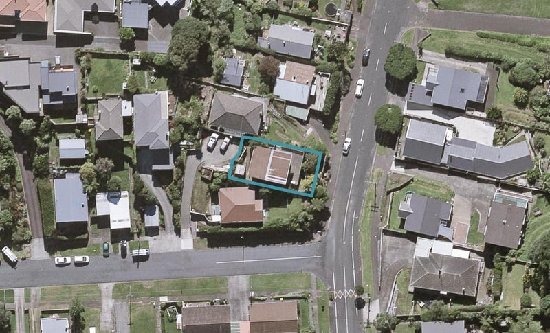 60 Pioneer Road, Moturoa, New Plymouth - Carousel 1