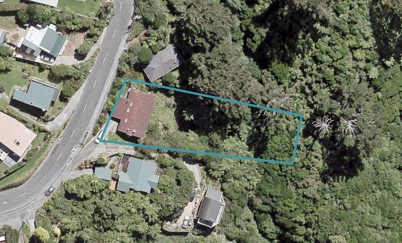 64 Maungaraki Road, Korokoro, Lower Hutt - Carousel 1