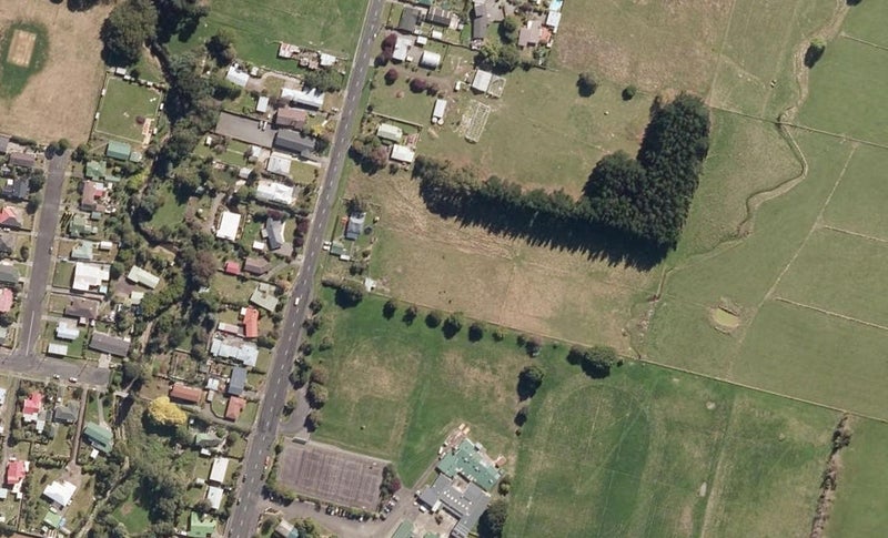 10 Campbell Place, Marton, Marton - Carousel 1