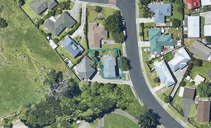 129 Townhead Crescent, Bethlehem, Tauranga - Carousel 1