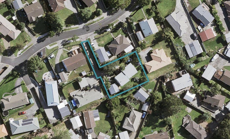 35 Rosemead Place, Randwick Park, Auckland - Carousel 1